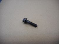 Болт Cummins ISF 2.8 опоры вентилятора