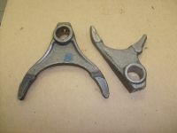 Вилки раздаточной коробки КПП В-2121