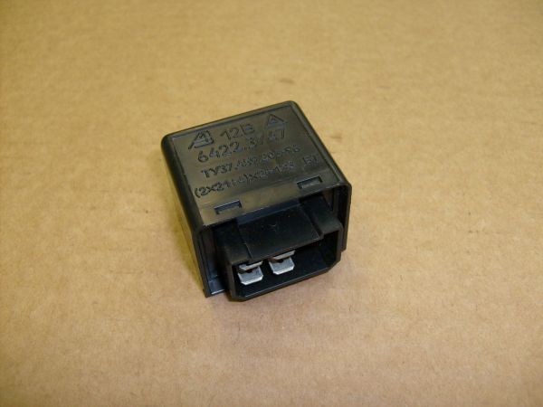 Реле поворотов В-05 (4х кон. 6422.3747)