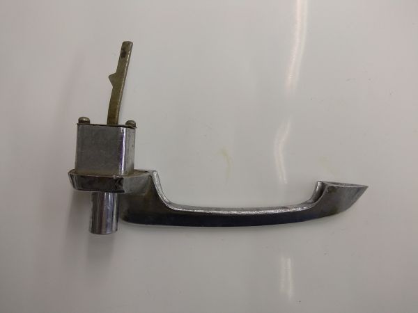 Ручка двери Г-2401 наружная левая
