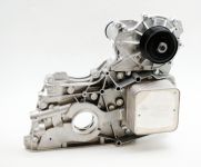 Крышка дв.Cummins 2.8 пер. в сб.с вод.масл.насосом Е-4,-5 оригинал с теплообменником