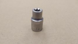 Головка торцевая Е12 мм 6 граней 1/2"