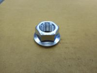 Гайка М16х1,5 шкворня УАЗ- Хантер, Патриот с буртом