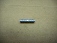 Шпилька М 6 х18 крышки клапанов В-01