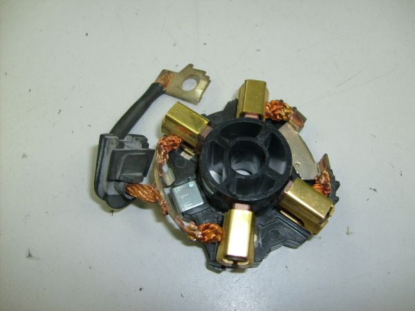 Щеточный узел стартера Г-560