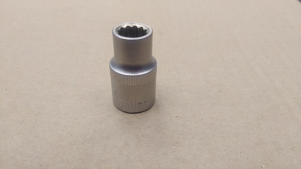 Головка торцевая 11 мм 1/2"